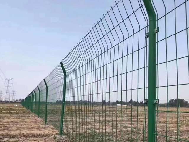 Bilateral Wire Guardrail