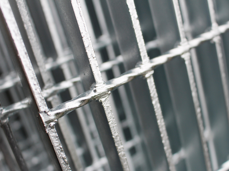 Heavy Duty Steel Grating