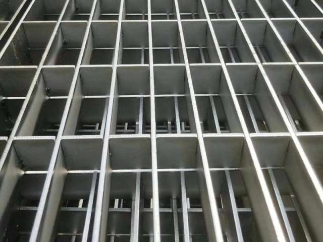 Plug-in Steel Grating