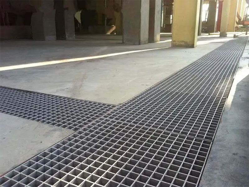 Platform steel grating