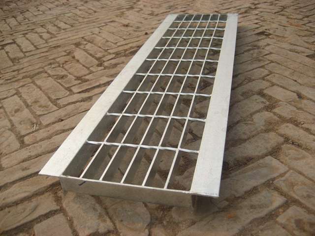 Ditch Cover Plate