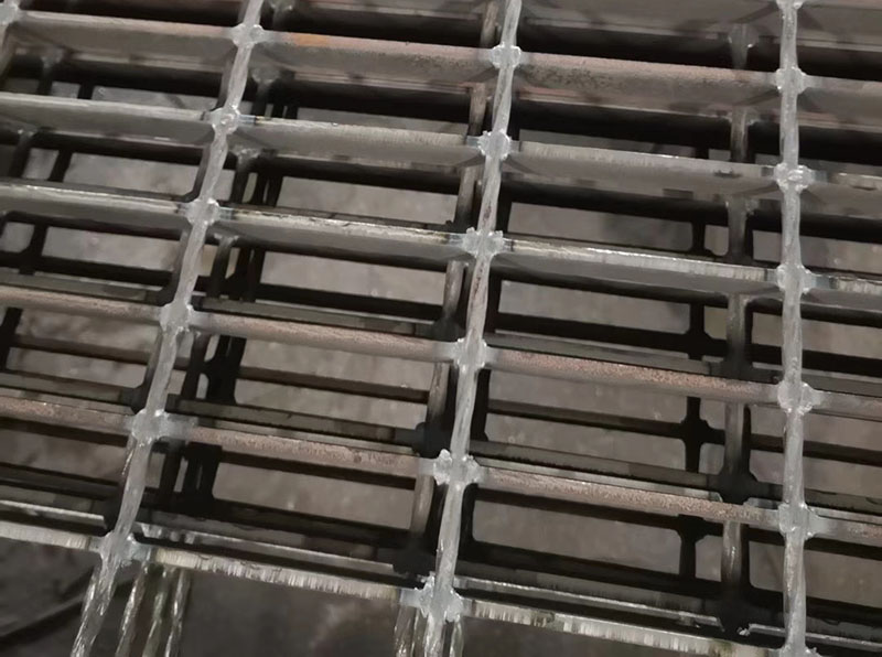 Pressure Welded Steel Grating