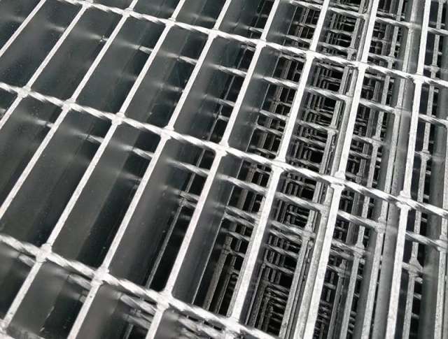 Pressure Welded Steel Grating