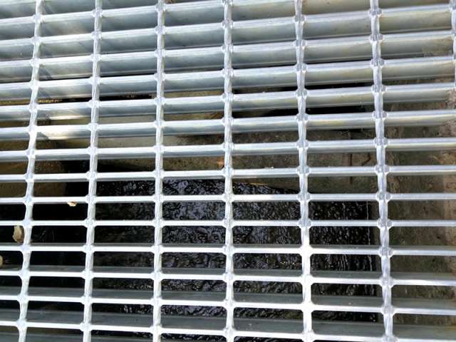 Pressure Welded Steel Grating