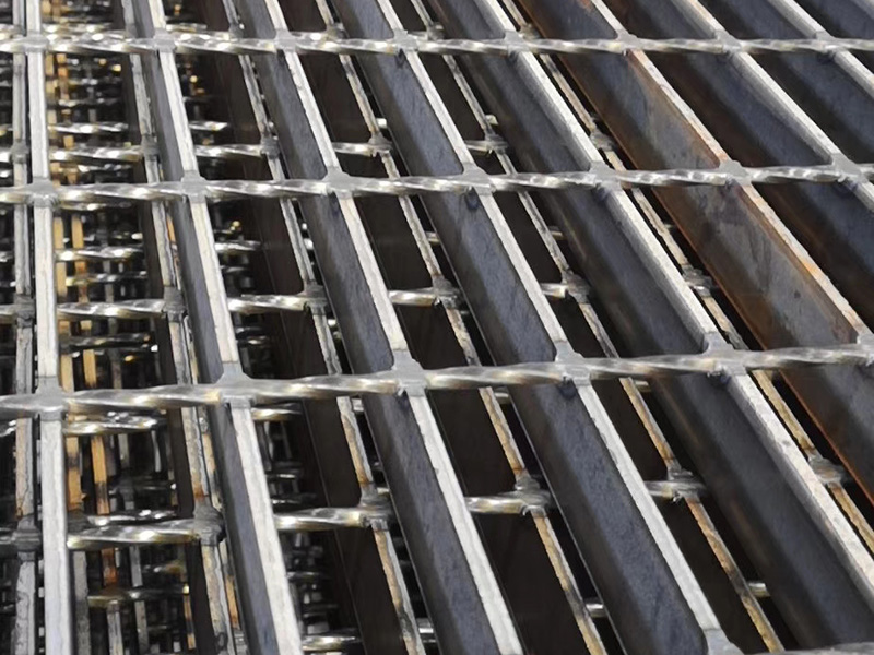 Pressure Welded Steel Grating