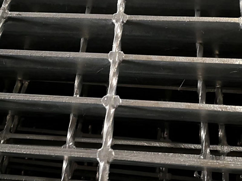 Pressure Welded Steel Grating